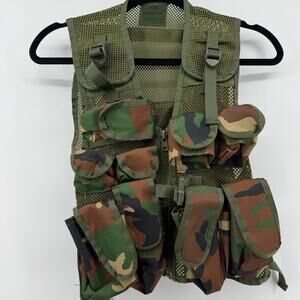 KAS Woodland Combat Vest STOCK 9472-114-377 Small Adjustable Youth L Outdoor